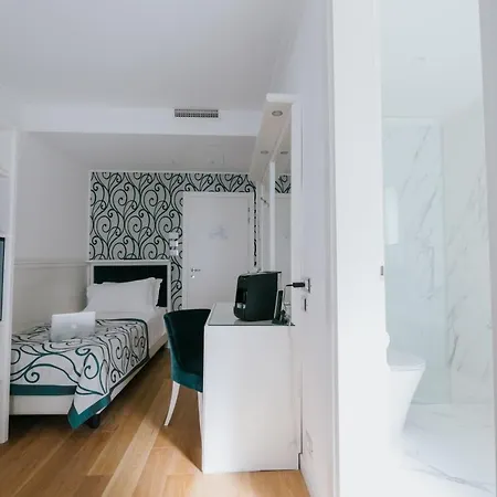 Hotel Di Parenzo 3*