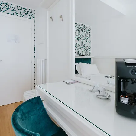 Citta Di Parenzo Hotel Trieste
