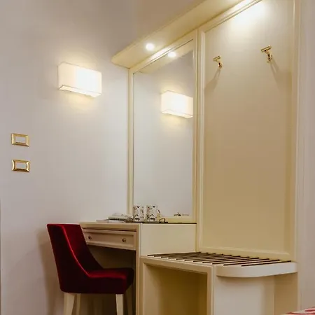 Di Parenzo Hotel 3*